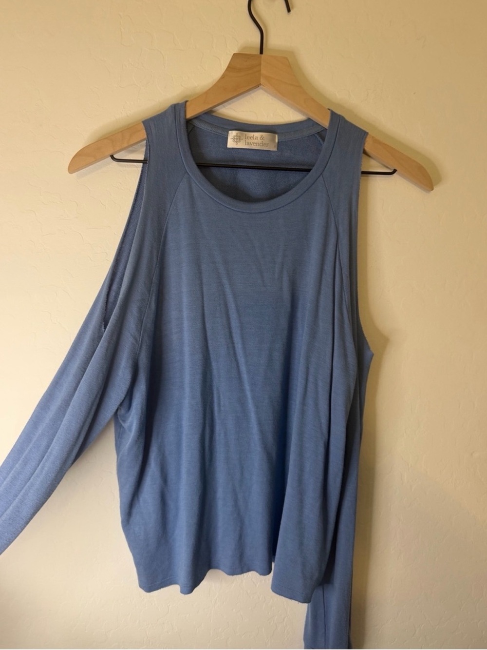 Women’s Cold-Shoulder Long Sleeve Tee in Dusty Blue - Picture 3 of 6